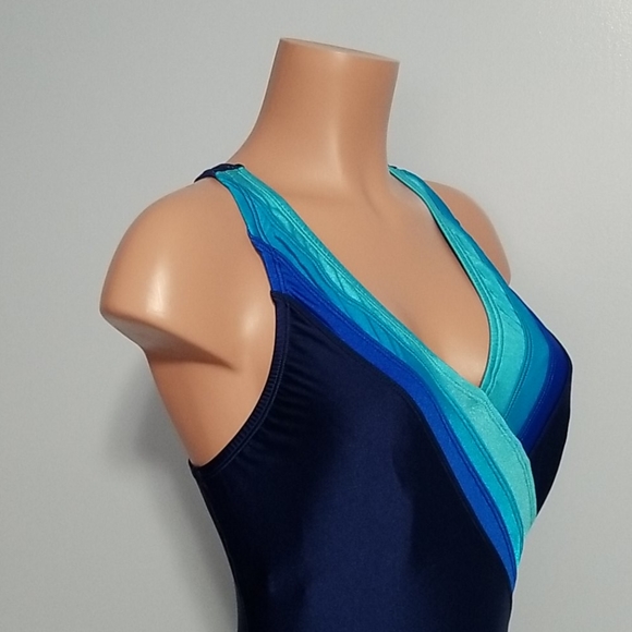 🤑🤑 FOR BUNDLES ONLY 🤑🤗💦💙💦SPEEDO ONE PIECE SWIM SUIT💦💙💦 - Picture 3 of 7